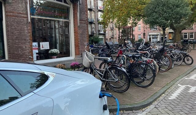 Car sales pick up as Tesla loses ground in the Netherlands