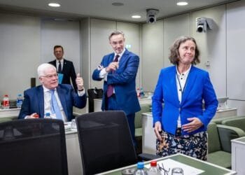 VVD senator quits, says party has drifted from its core values