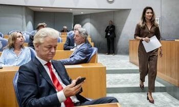 PVV loopt uit, VVD verliest weer