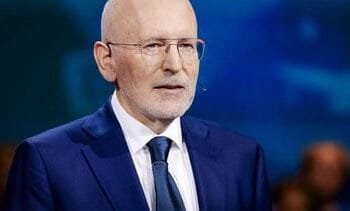 Man (32) aangehouden voor bedreiging Frans Timmermans op terras