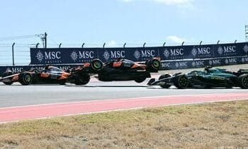 Piastri en Norris crashen in eerste bocht sprintrace Austin