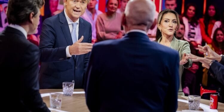 Election debate: “Will you be with us all evening, Mr Wilders”?