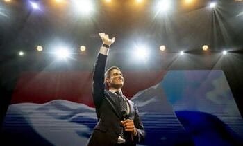 Verkiezingsnacht eindigt met D66 en PVV op gelijke hoogte