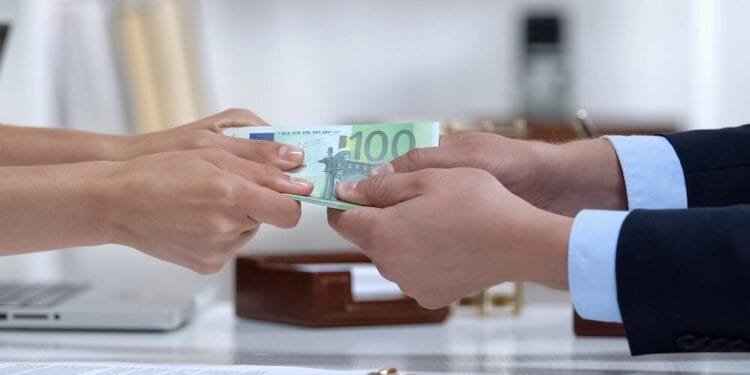 An inheritance from abroad: who does it belong to?