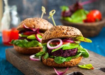 EU parliament votes to ban “veggie burger”and “vegan sausage”