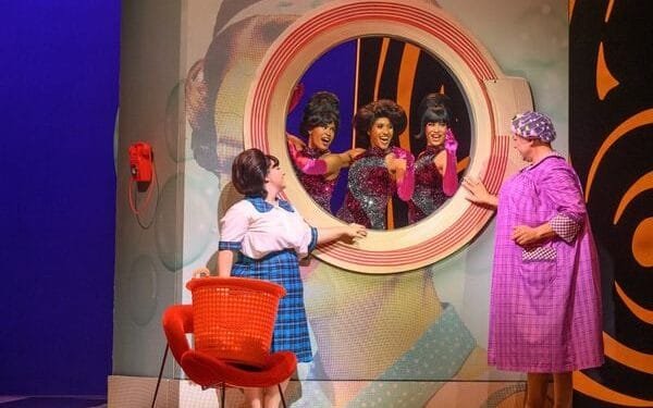 Première musical Hairspray groot feest, maar ook een naar incident