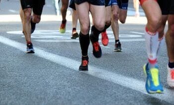 Met zó weinig minuten rennen boost je je gezondheid al