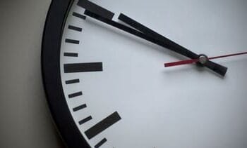 Meer kans op ongelukken na ingaan wintertijd, waarschuwt Univé