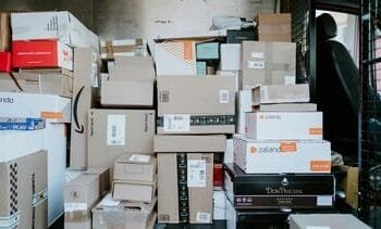 Klachtenregen over bezorgers van pakketjes