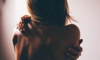 Déze huidaandoeningen kunnen wijzen op een mentale crisis