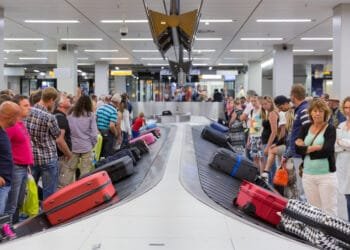 MEPs push back against suggested curbs to air passenger rights