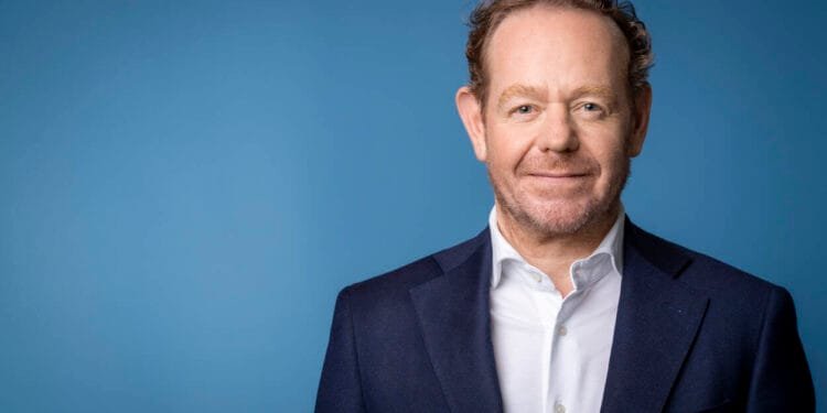 Van Weel criticised for stopgap solution over help for refugees