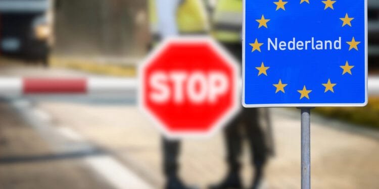 Fewer refugees, Indian nationals and EU citizens move to NL