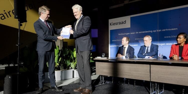 Electoral council confirms results, D66 wins by almost 30,000