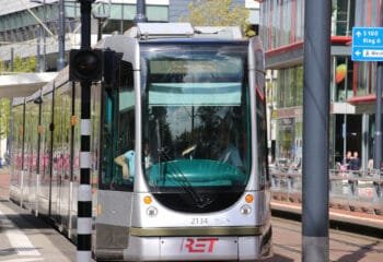 Trams stranded in central Rotterdam after power failure
