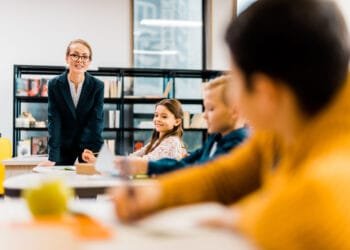 Pharmacy assistants, primary teachers have most stressful jobs