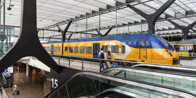 NS orders new generation of Sprinter trains in €400m deal