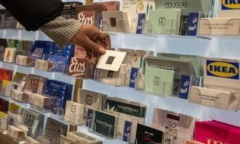 Oplichters slaan massaal toe met cadeaukaart-truc