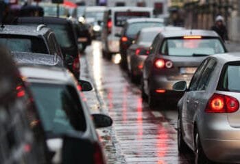 Frost and hail bring traffic jams and train problems in east