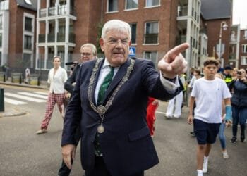 Van Zanen nominated to serve second term as mayor of The Hague