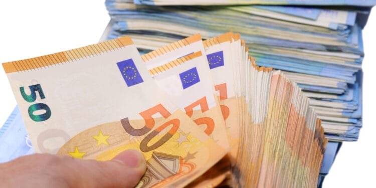 Brussels warns Netherlands to rein in spending after 7.3% rise