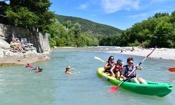 Nederlanders boeken nu al zomervakantie, is dat wel voordelig?