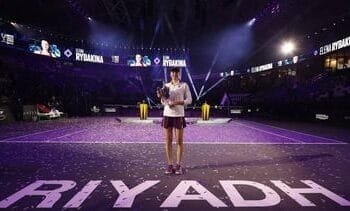 Tennisster Rybakina verslaat Sabalenka en wint WTA Finals