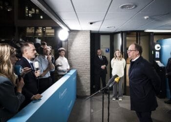 Dutch coalition formation moves on, D66 and CDA to take lead?