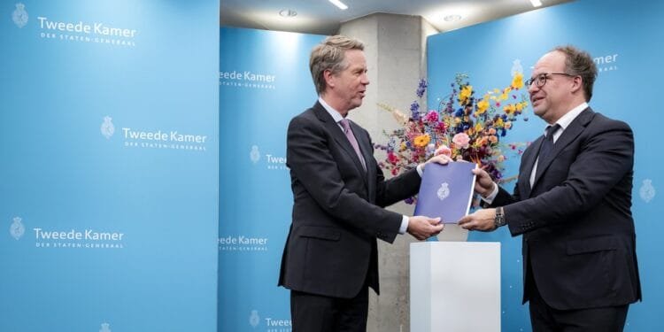 D66 and CDA get three weeks to work on a cabinet coalition plan