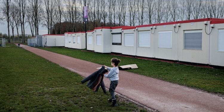Councils put off asylum centre decisions until after elections