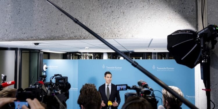 Dutch cabinet talks get off to a false start with a resignation