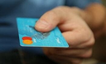 Zo verleiden fraudeurs hun slachtoffers: ‘Kan iedereen overkomen’