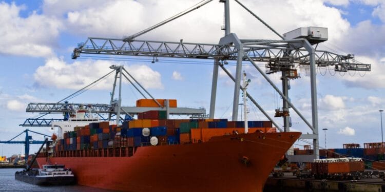 Dutch shipowners defend lower pay rates for foreign seafarers