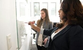 Vrouwen werken vanaf vandaag gratis tot het einde van het jaar