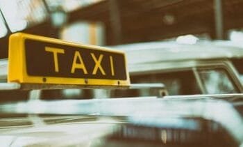 Dit zijn de vieste plekken in taxi’s