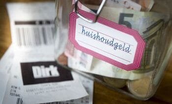 Hier gaven Nederlanders eind dit jaar geld aan uit (en dit bedrag)