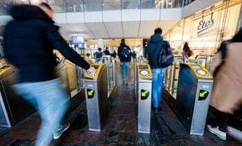 nog steeds ov-chipkaarten tegen woekerprijzen in omloop