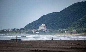 Tsunamiwaarschuwing in Japan na zware beving voor kust