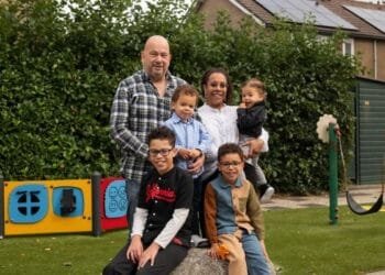 Lidian (39) woont in de weken zonder haar kinderen in haar auto