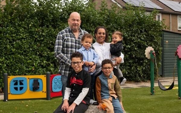 Lidian (39) woont in de weken zonder haar kinderen in haar auto