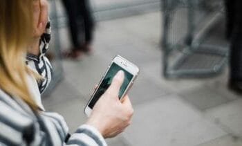 Cyberpesten laat diepe sporen na, maar één groep kan veel leed verzachten