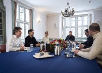 D66, CDA and VVD agree to form a minority Dutch cabinet