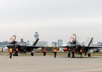F-35s land at Schiphol in test of airport’s combat readiness