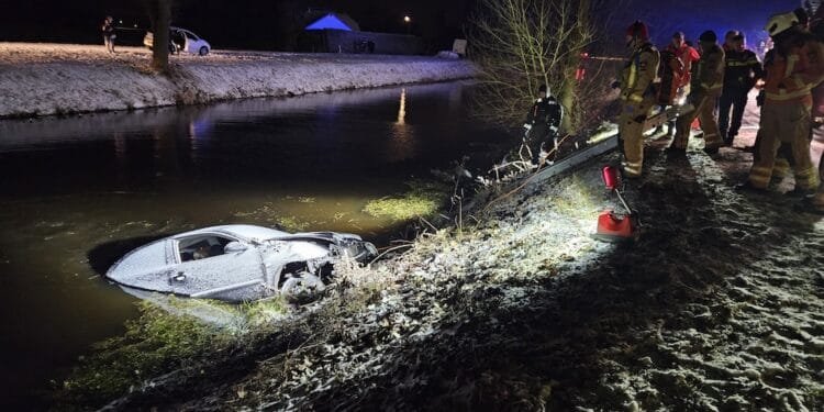 Overnight snow brings slippery roads, a grey weekend ahead