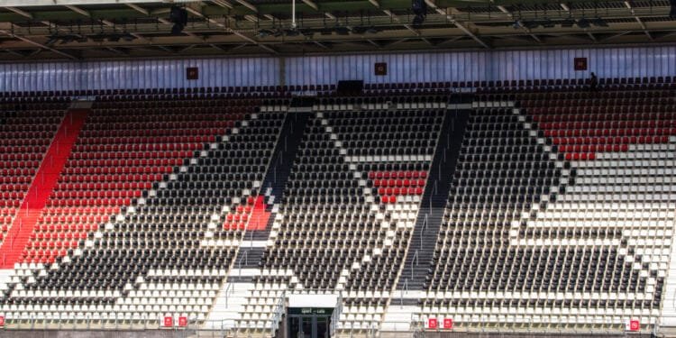 Maarten Martens sacked by AZ despite 6-0 win against Ajax