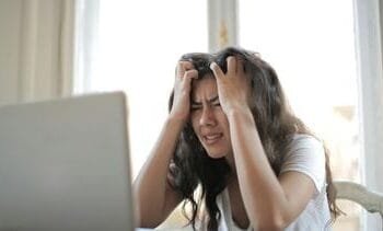 Altijd maar doorzetten? Waarom stoppen soms beter is voor je hoofd