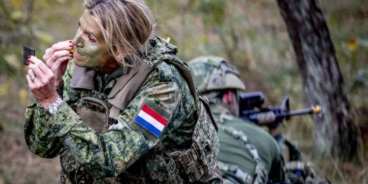 Queen Máxima to train as an armed forces reservist: Dutch media