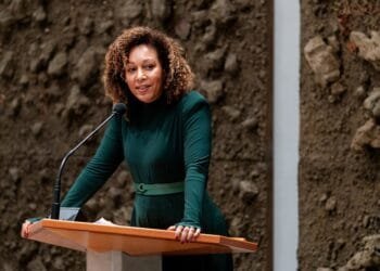 Candidate junior minister under fire over CV university claims