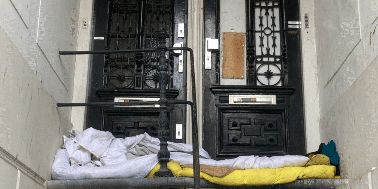 More homeless Europeans in Amsterdam are helped to go back