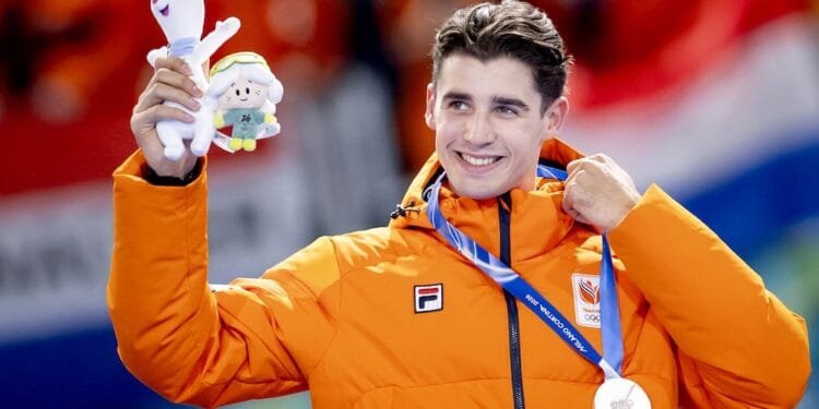 Jenning de Boo wins second Olympic silver, again behind Stolz